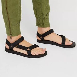 Original Universal Teva Sandals